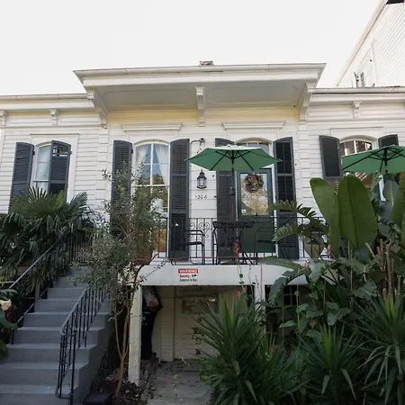 The Esplanade Guesthouse Mansion-3