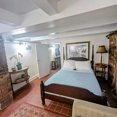 The Esplanade Guesthouse Mansion-2
